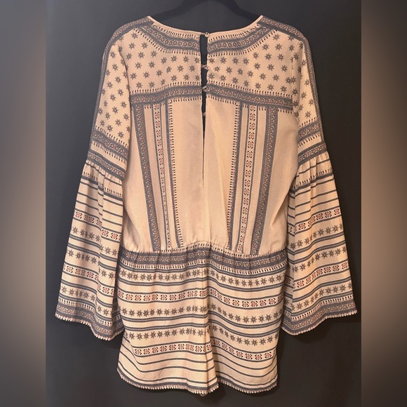 BCBG MaxAzria ROMPER bell sleeves button up back with tie front. Size Medium - Picture 2 of 2